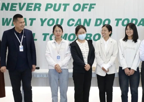 意昂4入职周年庆典：很高兴遇见你