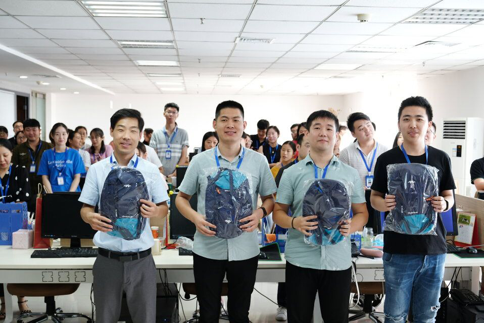 意昂4第三届平板支撑大赛