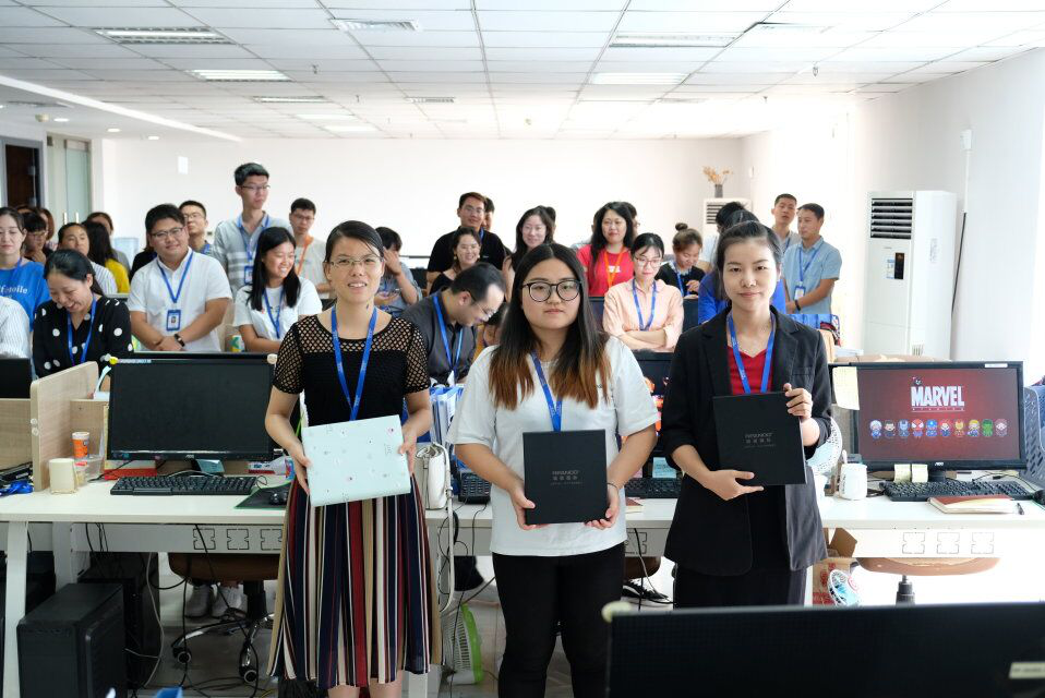 意昂4第三届平板支撑大赛