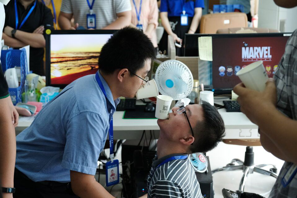 意昂4第三届平板支撑大赛